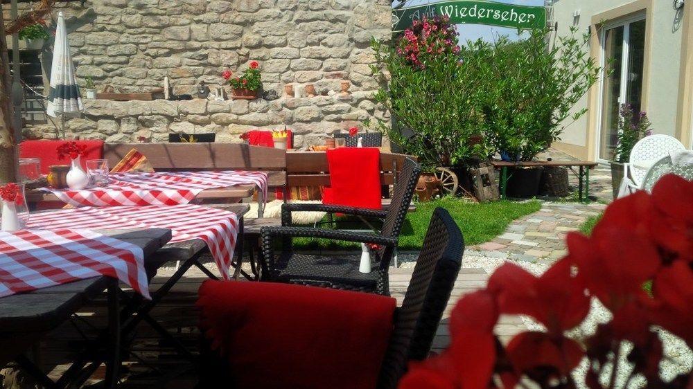 Uno Hotel Chapeau Noir - Free Parking Überherrn Kültér fotó